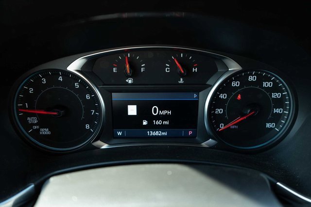 Used 2022 Chevrolet Equinox LT image 24