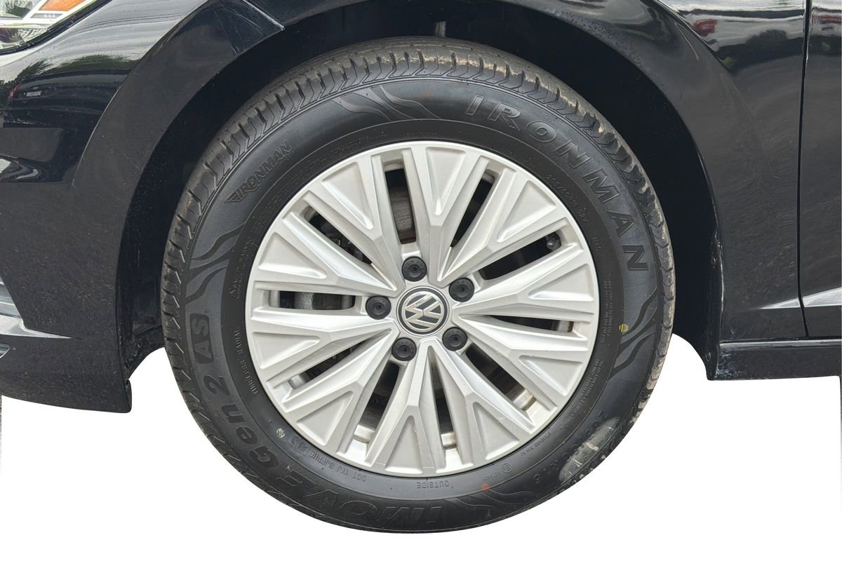 Used 2019 Volkswagen Jetta S w/ Driver Assistance Package FWD image 24