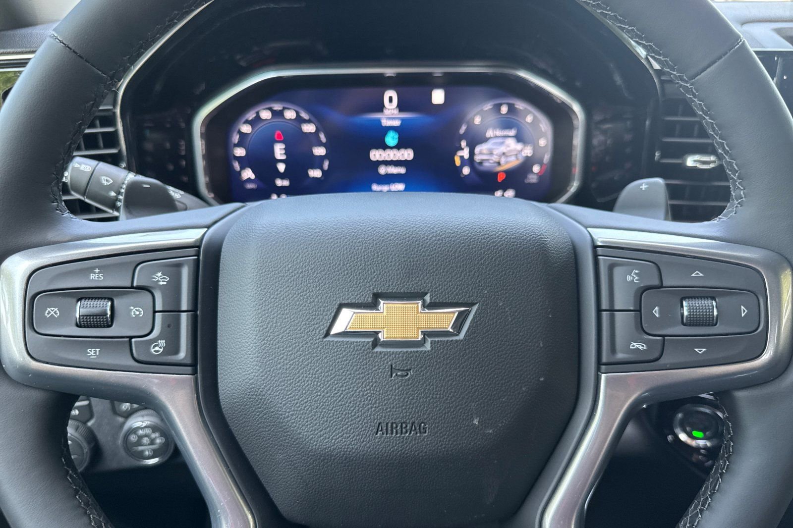 New 2026 Chevrolet Silverado 1500 LTZ w/ LTZ Premium Package AWD/4WD image 22
