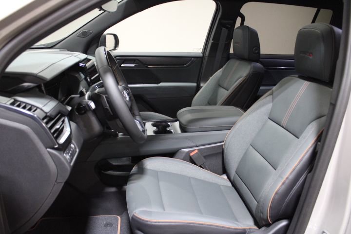 New 2026 GMC Acadia AT4 w/ Super Cruise Package image 19