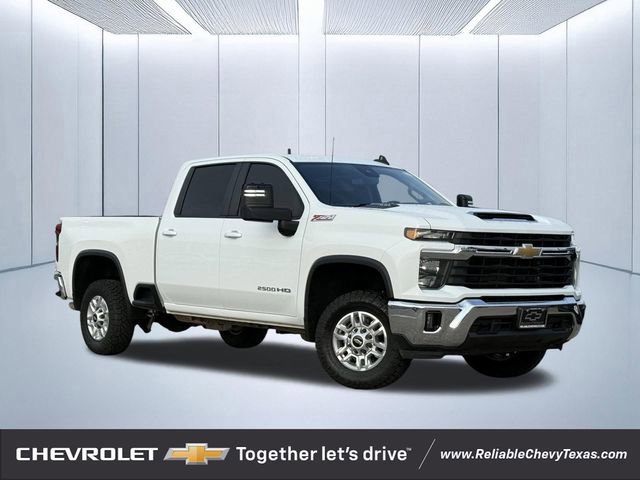 Used 2024 Chevrolet Silverado 2500 LT w/ Convenience Package AWD/4WD image 1