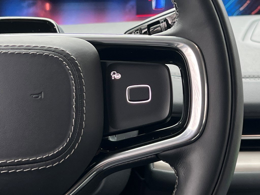 New 2026 Lincoln Navigator Premiere image 17