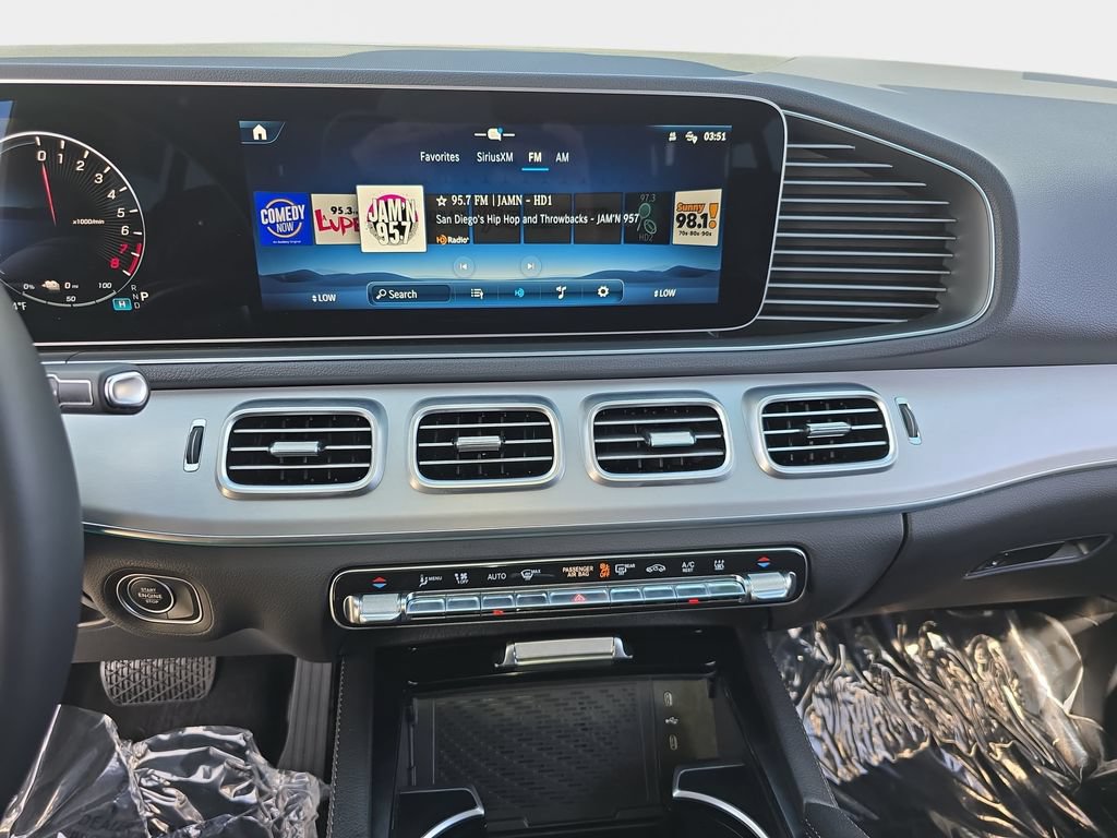 Used 2025 Mercedes-Benz GLE 450e 4MATIC image 23