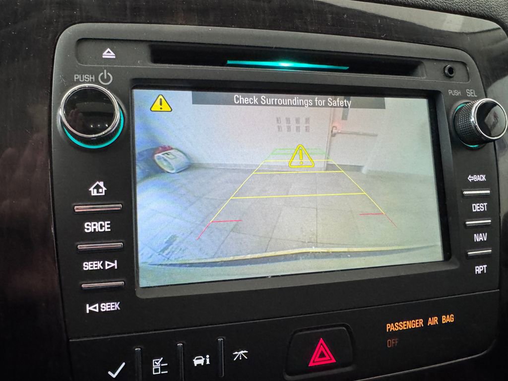 Used 2017 Chevrolet Traverse LT image 20