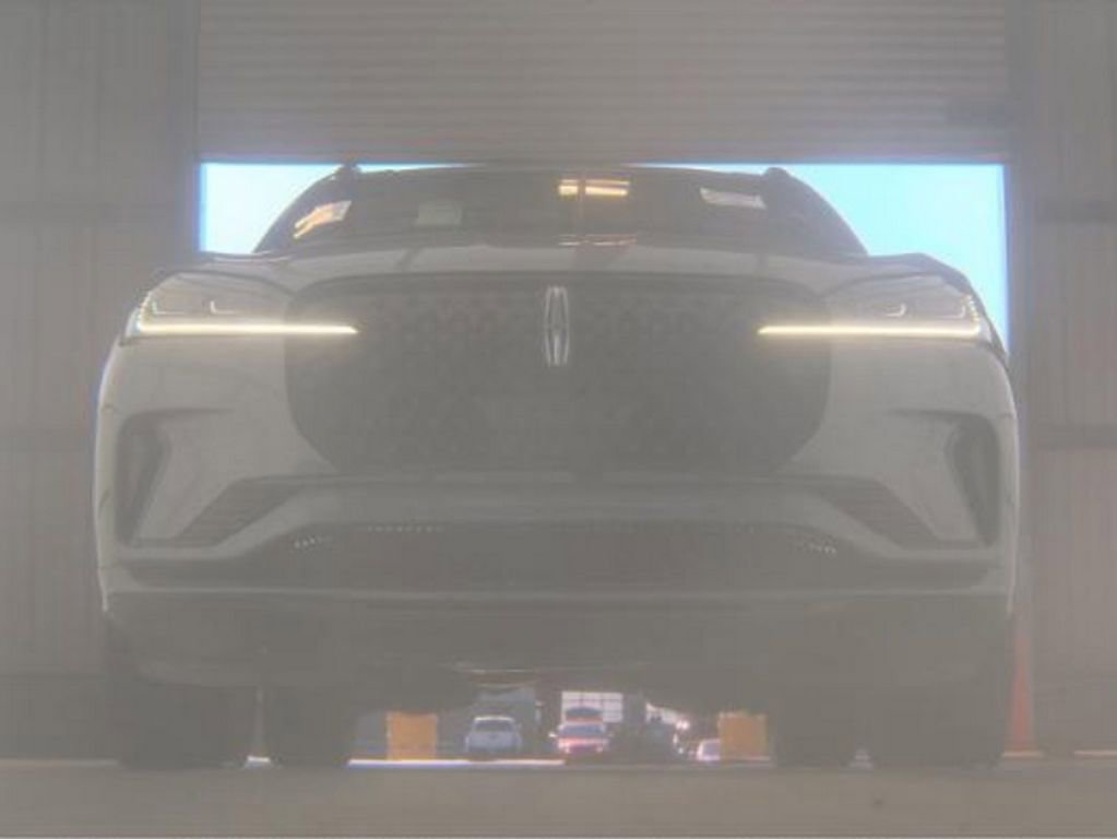 Used 2025 Lincoln Aviator Reserve w/ Equipment Group 201A AWD/4WD image 4