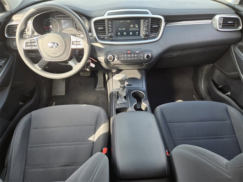 Used 2020 Kia Sorento LX image 14