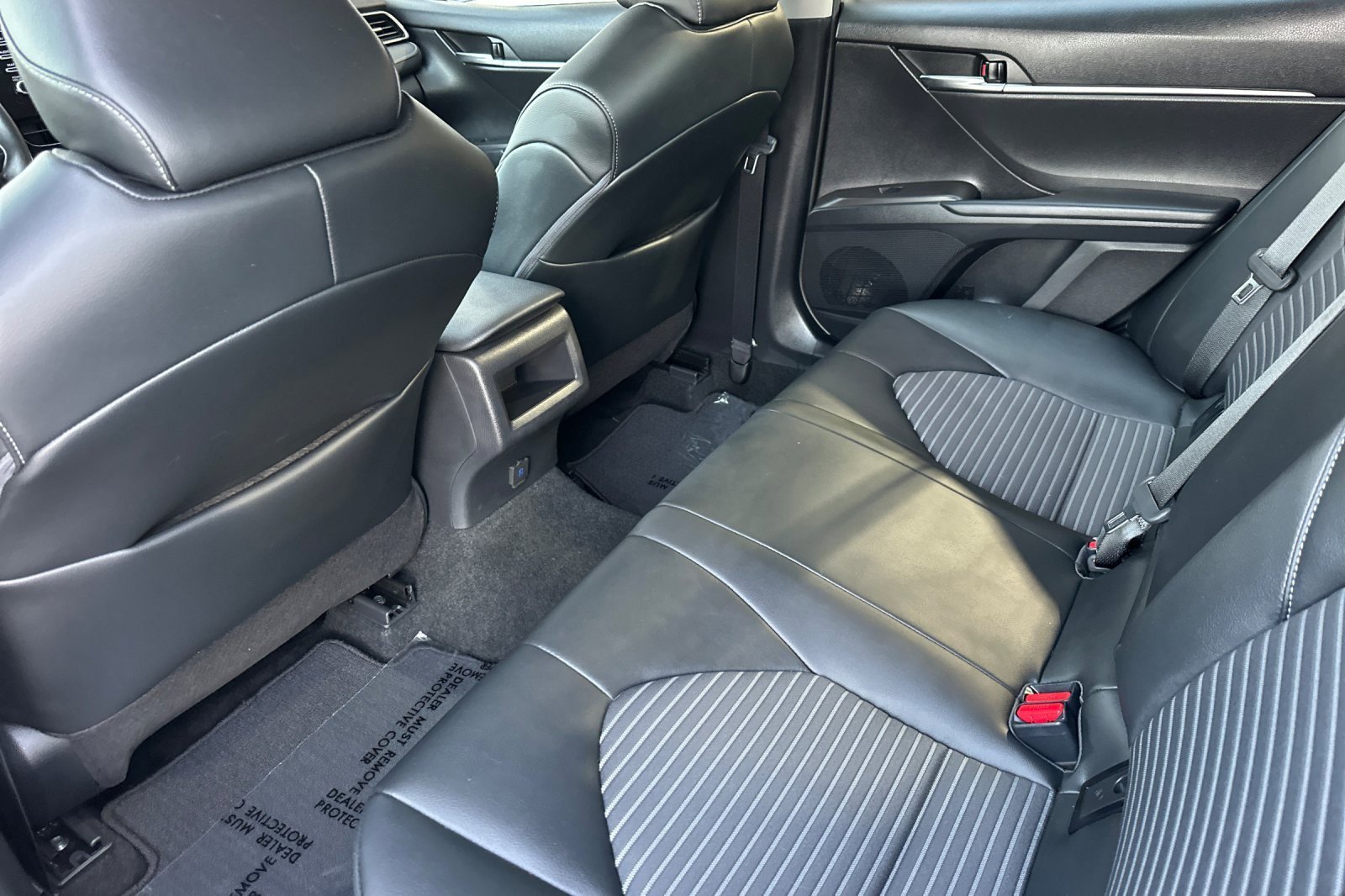 Certified 2023 Toyota Camry SE image 11