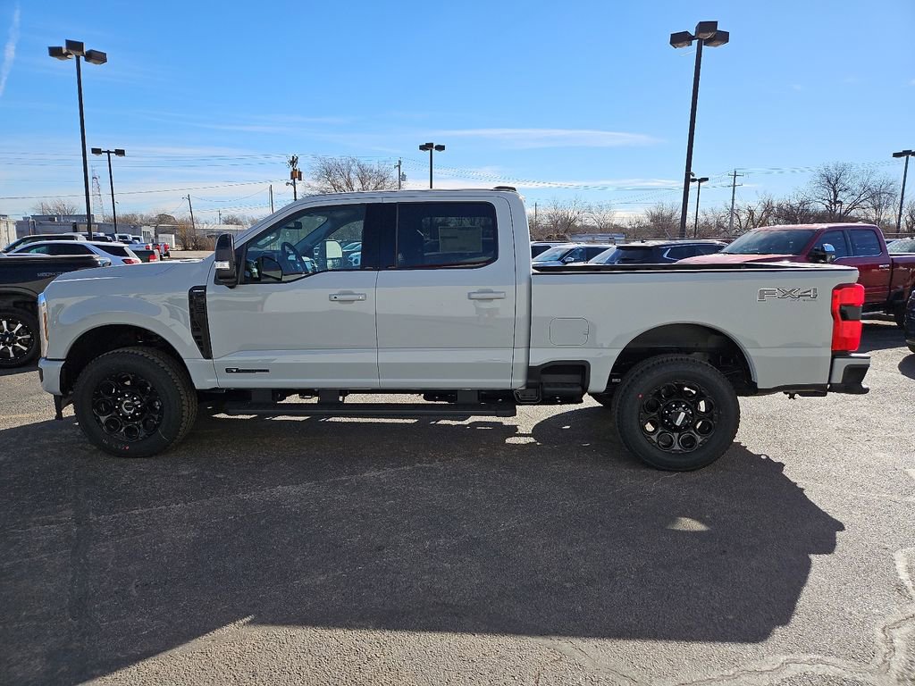New 2026 Ford F250 Lariat w/ Black Appearance Package image 7