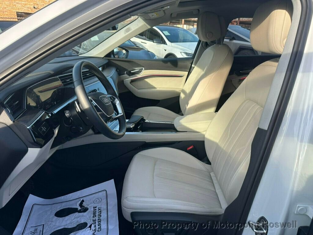Used 2024 Audi Q8 e-tron Premium Plus AWD/4WD image 10