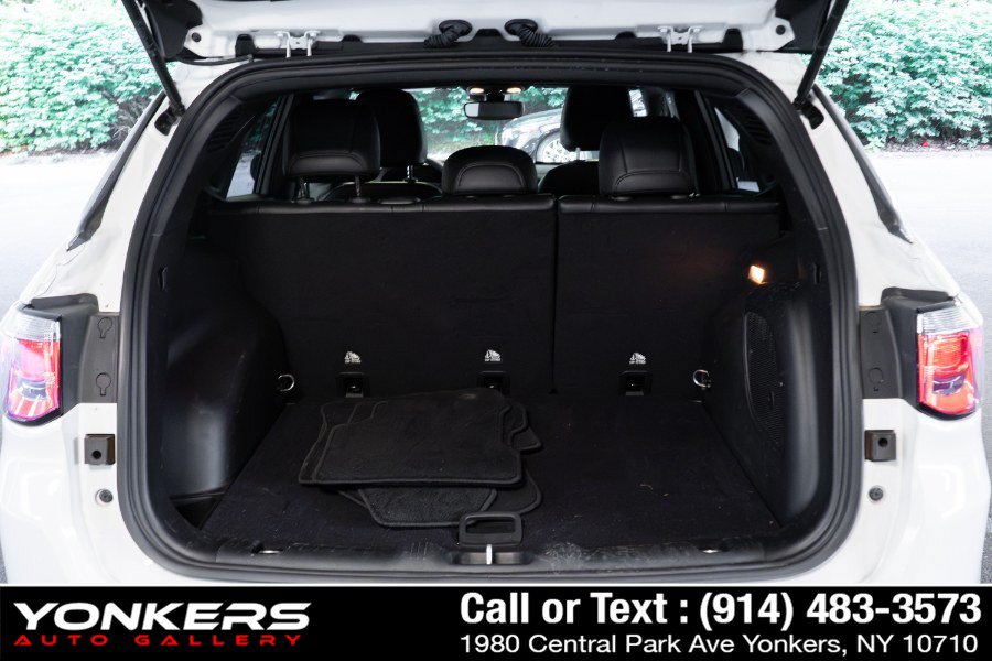 Used 2023 Jeep Compass Latitude w/ Sun and Sound Group AWD/4WD image 51