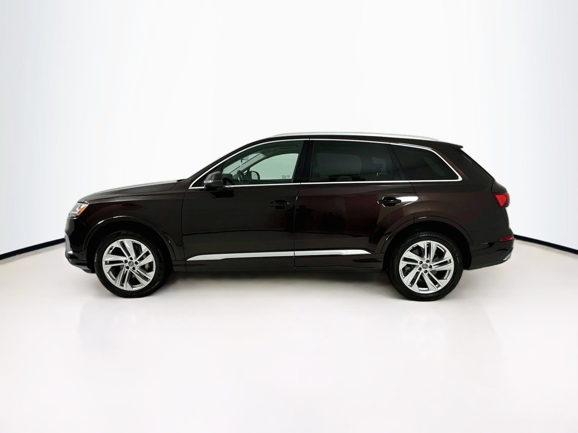 Used 2020 Audi Q7 2.0T Premium w/ Convenience Package AWD/4WD image 5