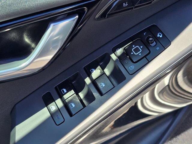 Certified 2023 Kia Niro Wave w/ Wave Preserve Package FWD image 25