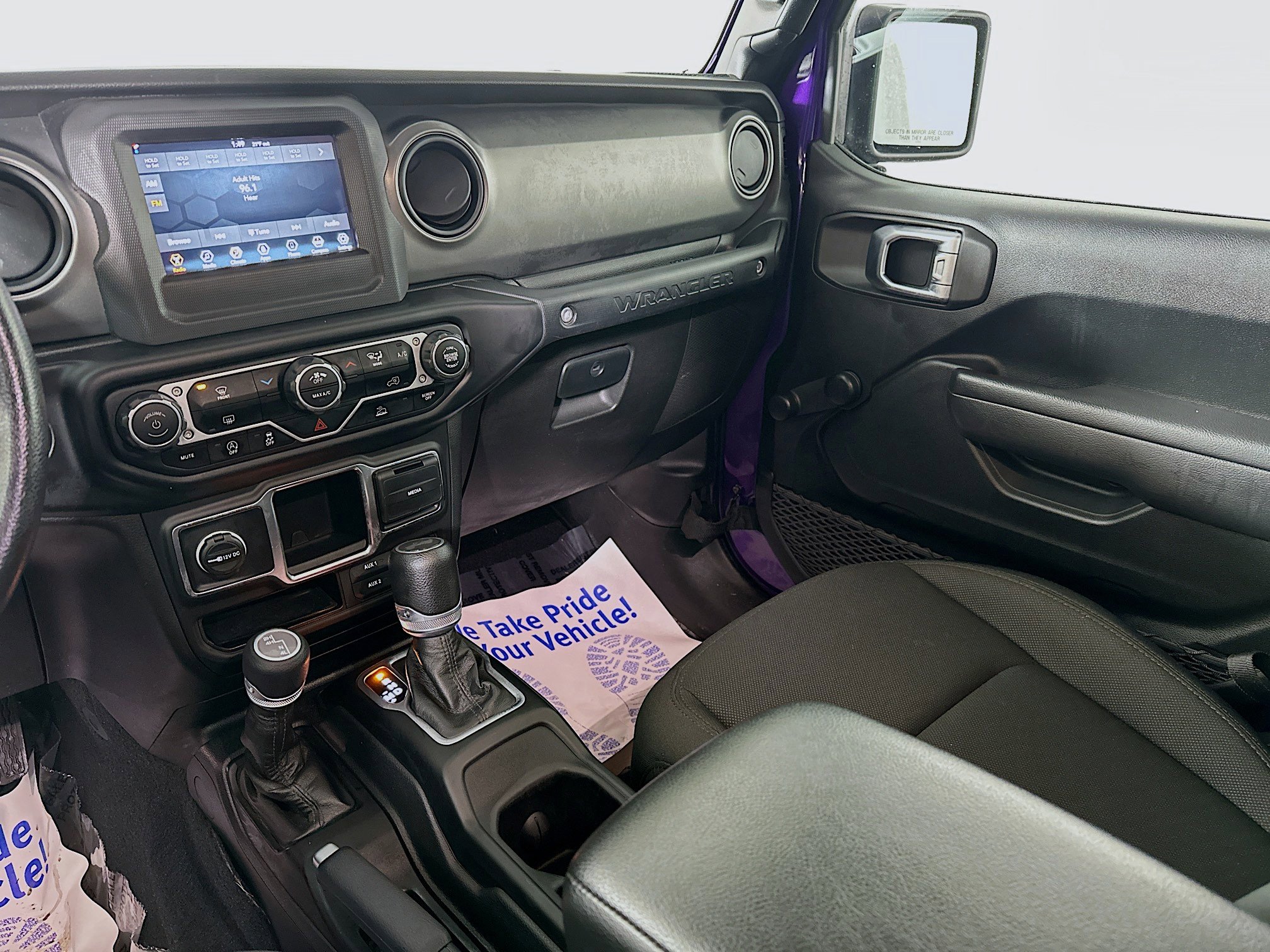 Used 2023 Jeep Wrangler Willys image 21