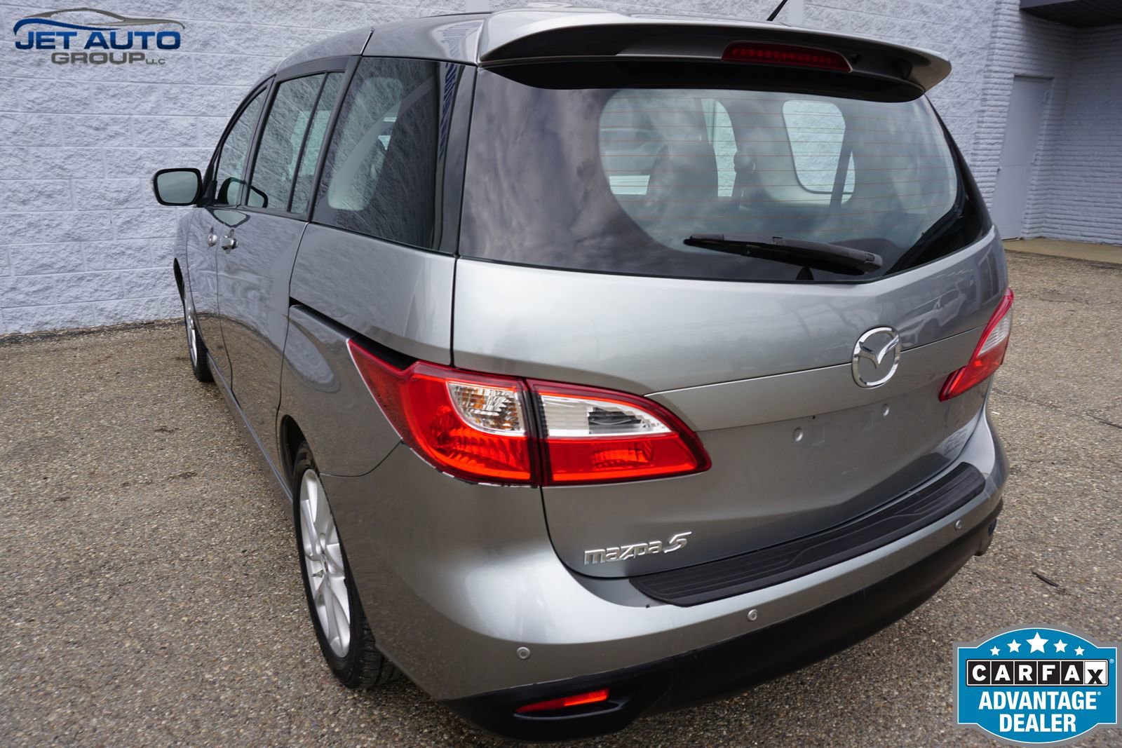 Used 2013 MAZDA MAZDA5 Touring FWD image 9