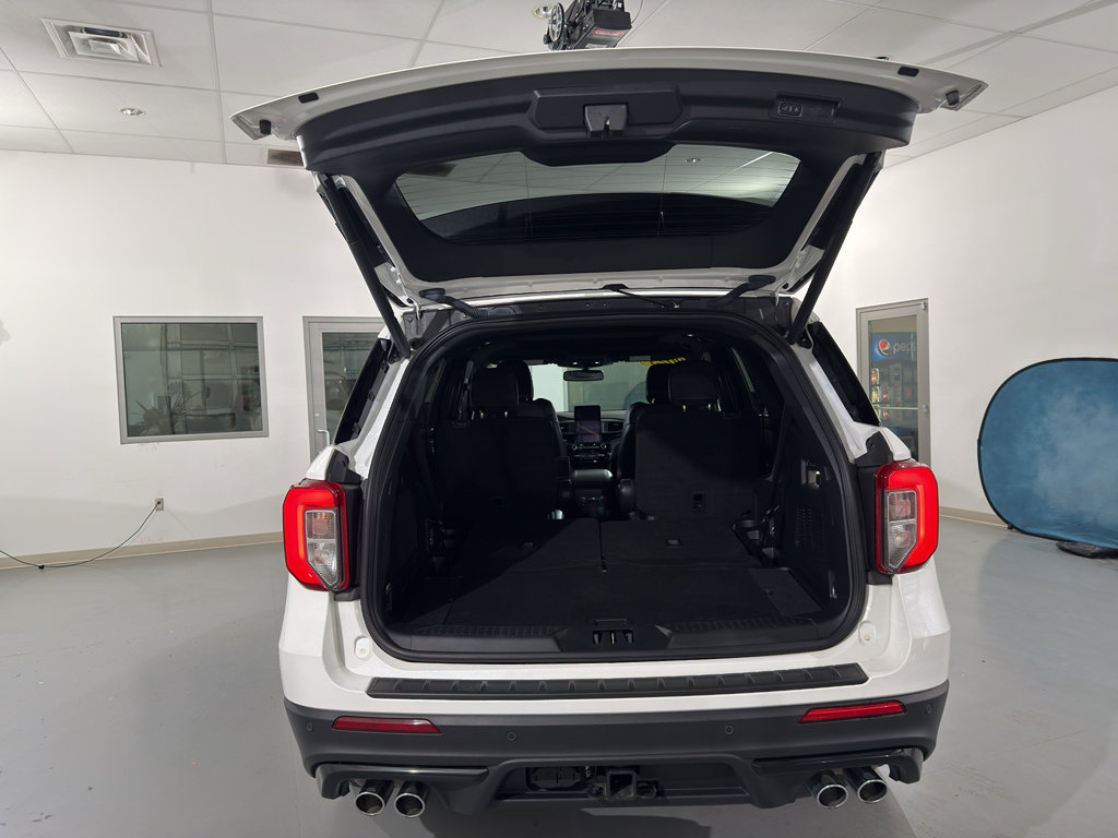 Used 2023 Ford Explorer ST w/ Equipment Group 401A image 9