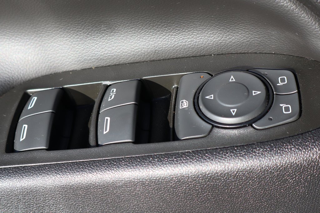 Used 2023 Chevrolet Equinox LT w/ Driver Convenience Package FWD image 17