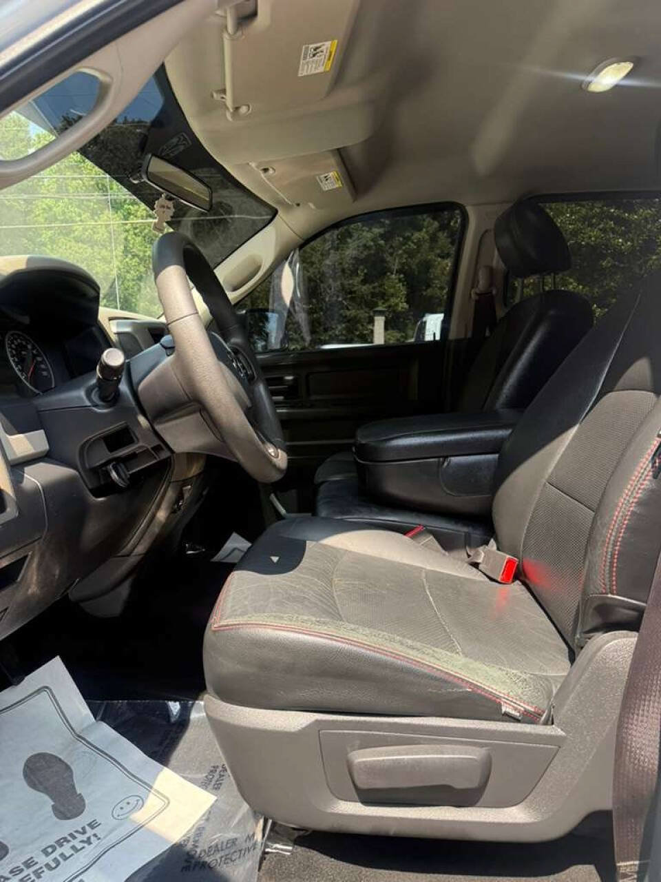 Used 2012 RAM 1500 Express w/ Detroit Red Wings Edition AWD/4WD image 10