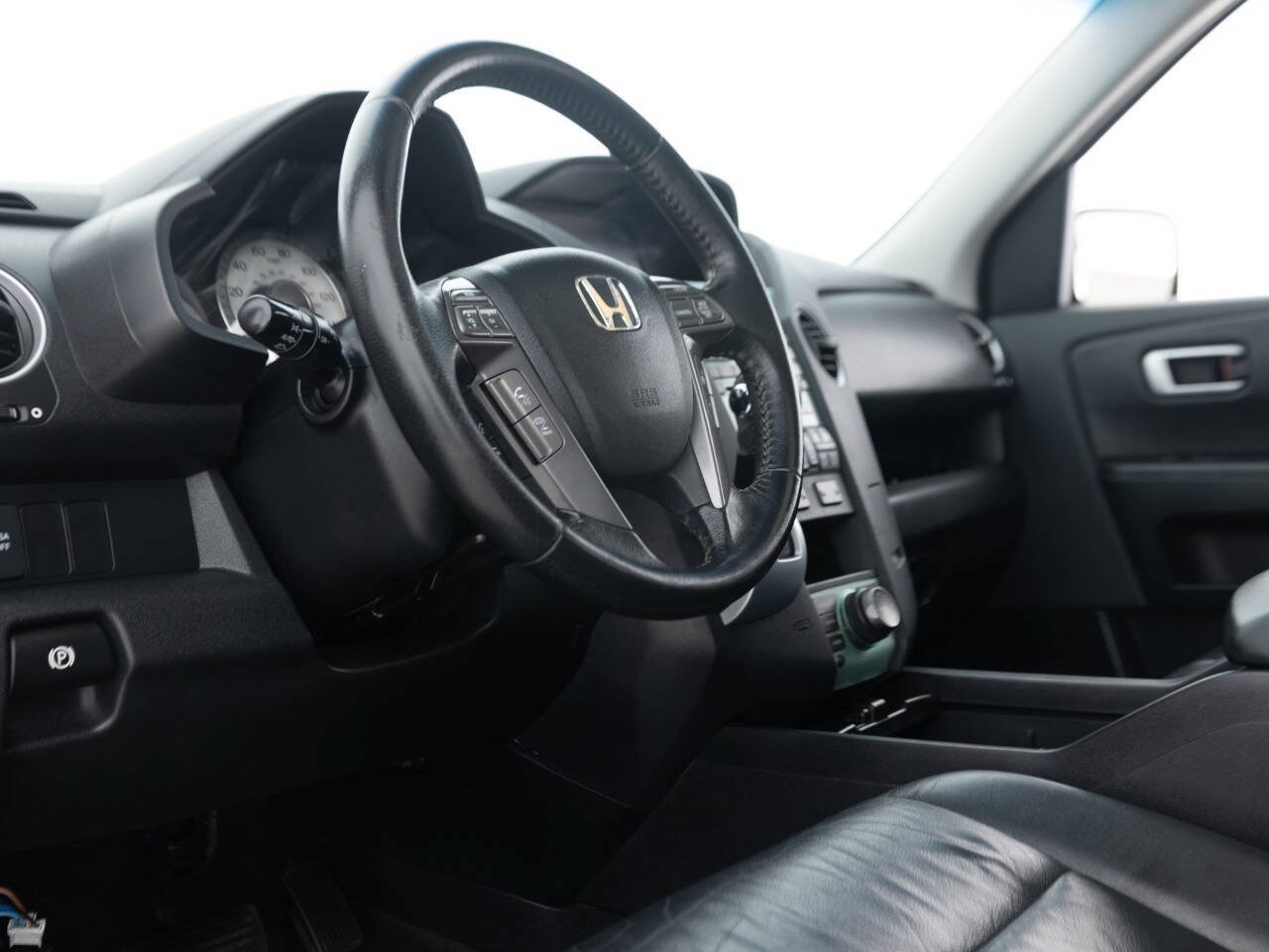 Used 2009 Honda Pilot Touring image 23