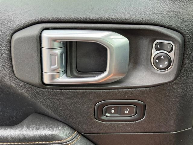 Used 2022 Jeep Gladiator Overland image 25