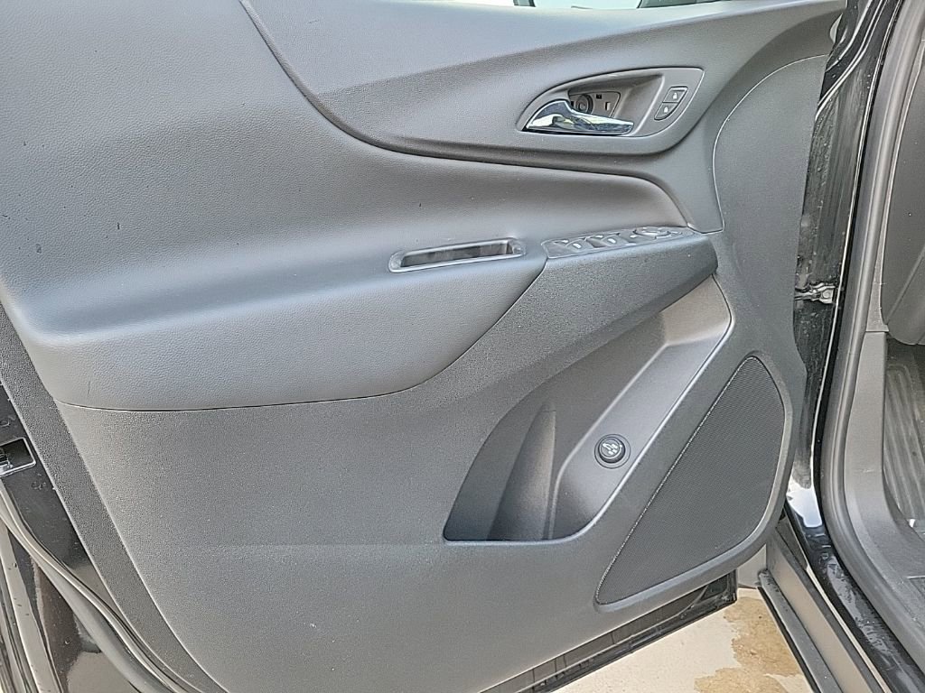 Used 2022 Chevrolet Equinox LT image 25