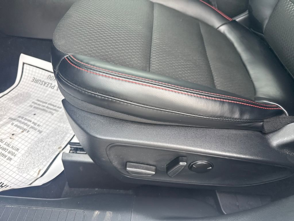 Used 2025 Ford Escape ST-Line Select w/ Tech Pack #1 image 30