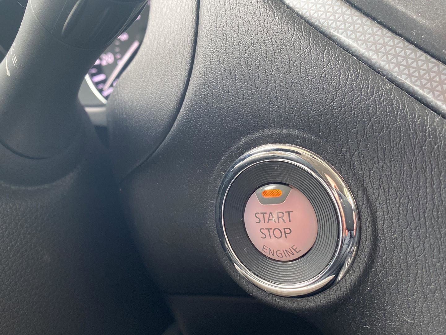 Used 2019 Nissan Pathfinder SL image 40