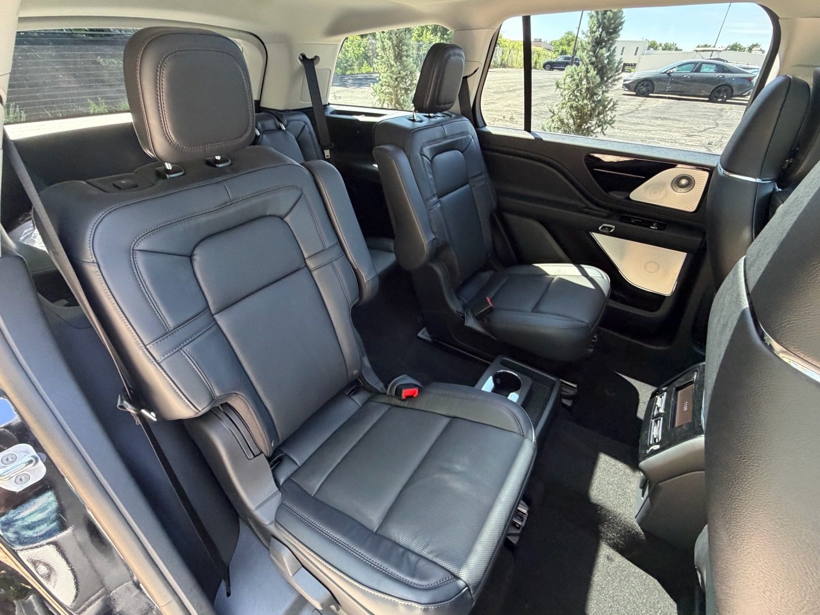 New 2026 Lincoln Aviator Reserve AWD/4WD image 15