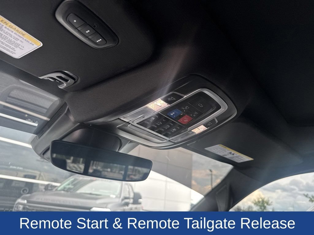 Used 2024 RAM 1500 Laramie AWD/4WD image 14