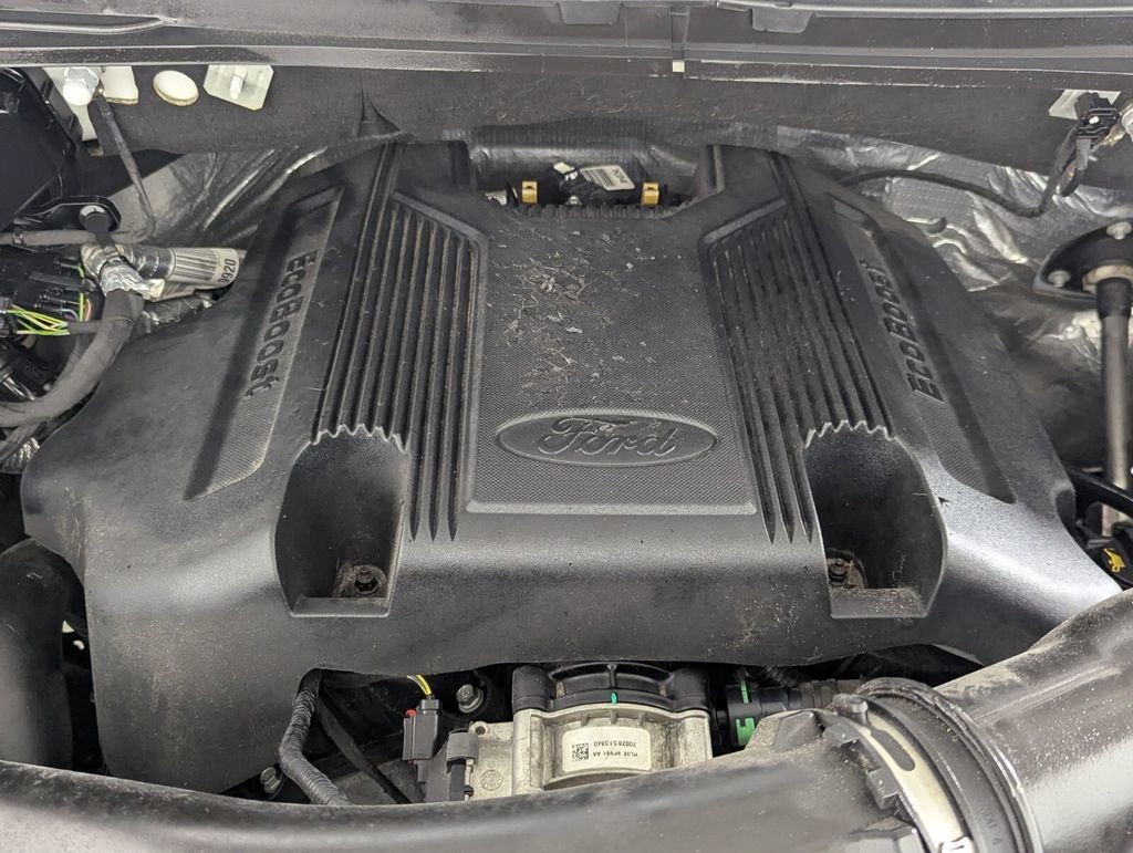 Used 2020 Ford Expedition XLT image 12