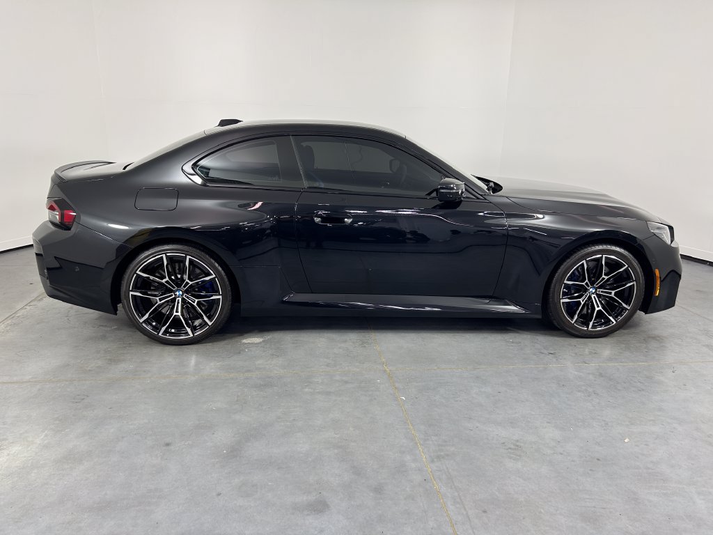 Used 2025 BMW M2 w/ Lighting Package RWD image 8