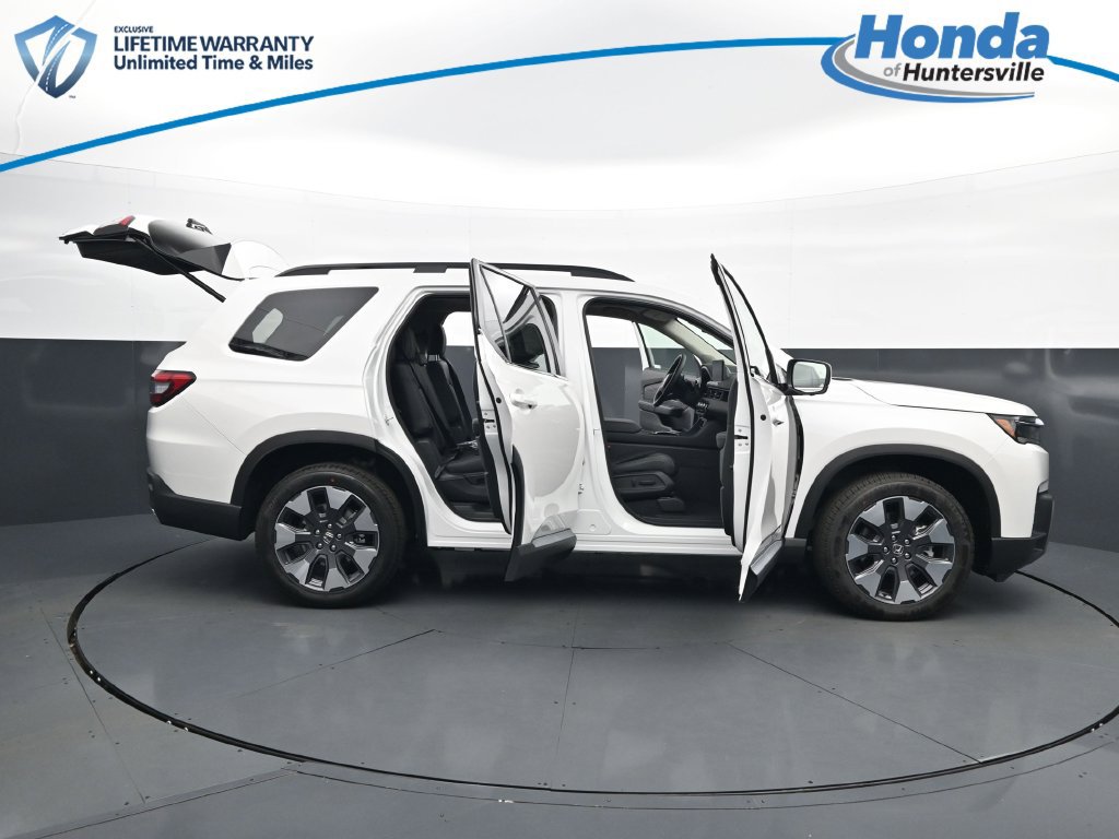 New 2026 Honda Pilot Touring image 70