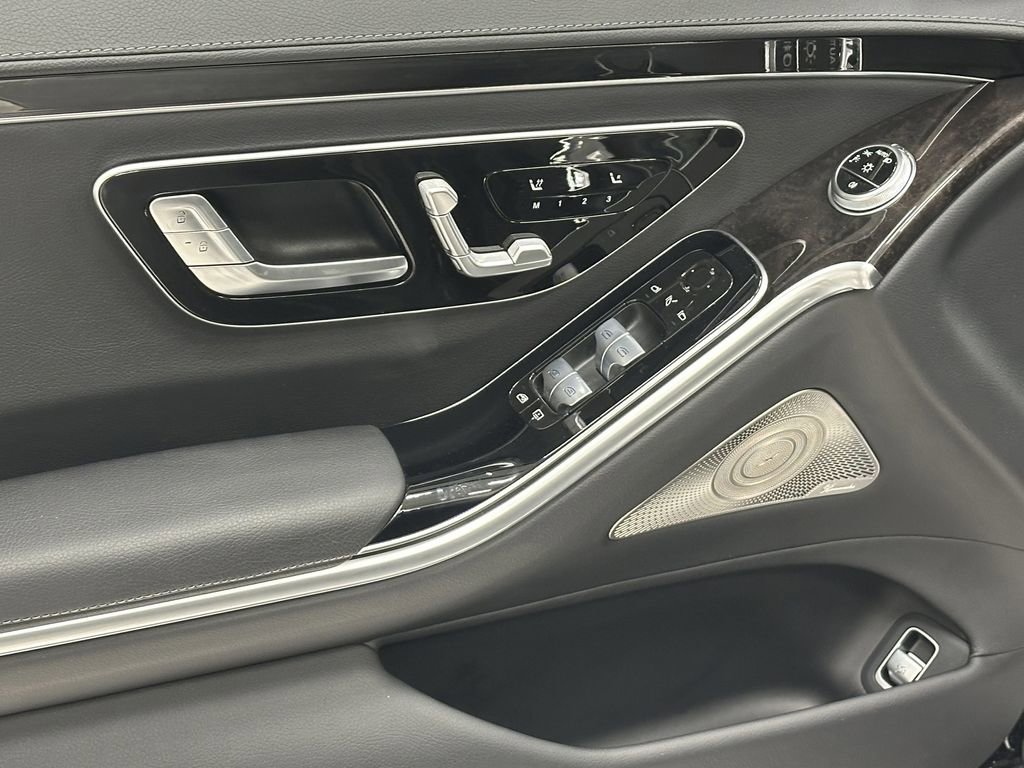 Certified 2022 Mercedes-Benz S 500 4MATIC image 10