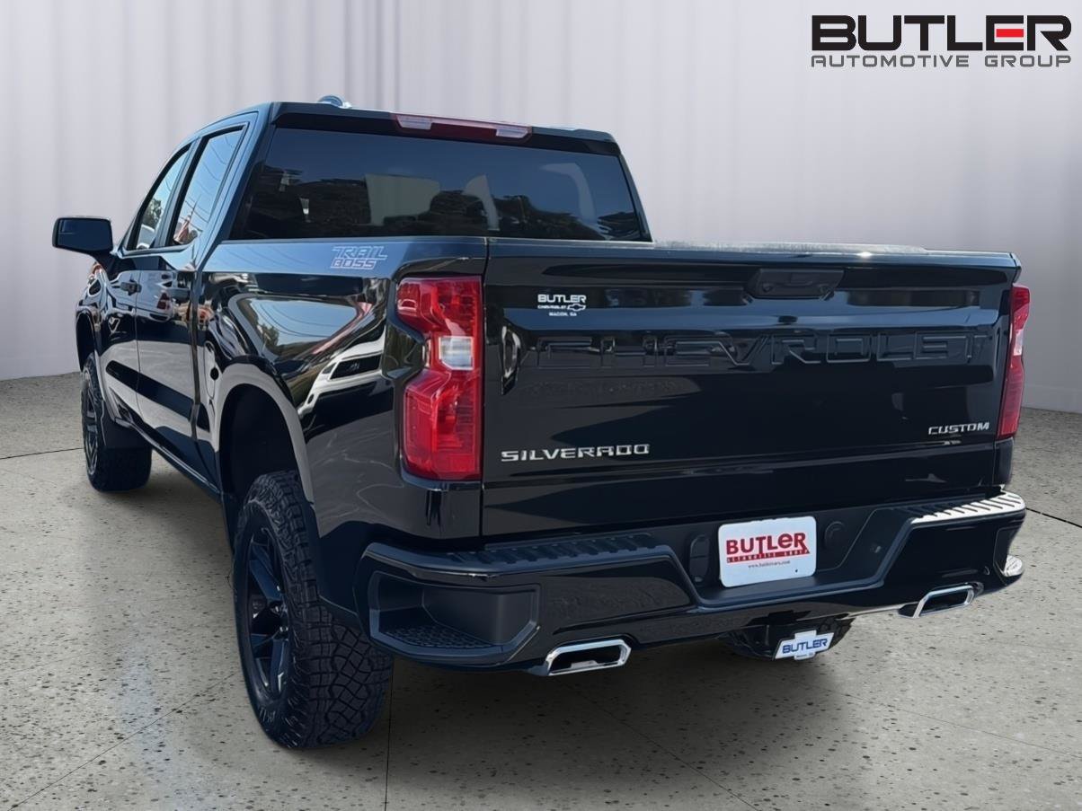 New 2026 Chevrolet Silverado 1500 Custom Trail Boss AWD/4WD image 5