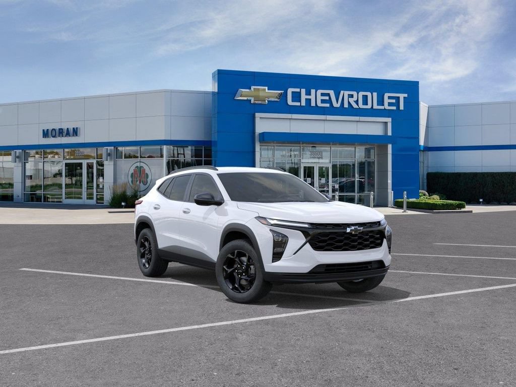 New 2026 Chevrolet Trax LT w/ Driver Confidence Package FWD image 1