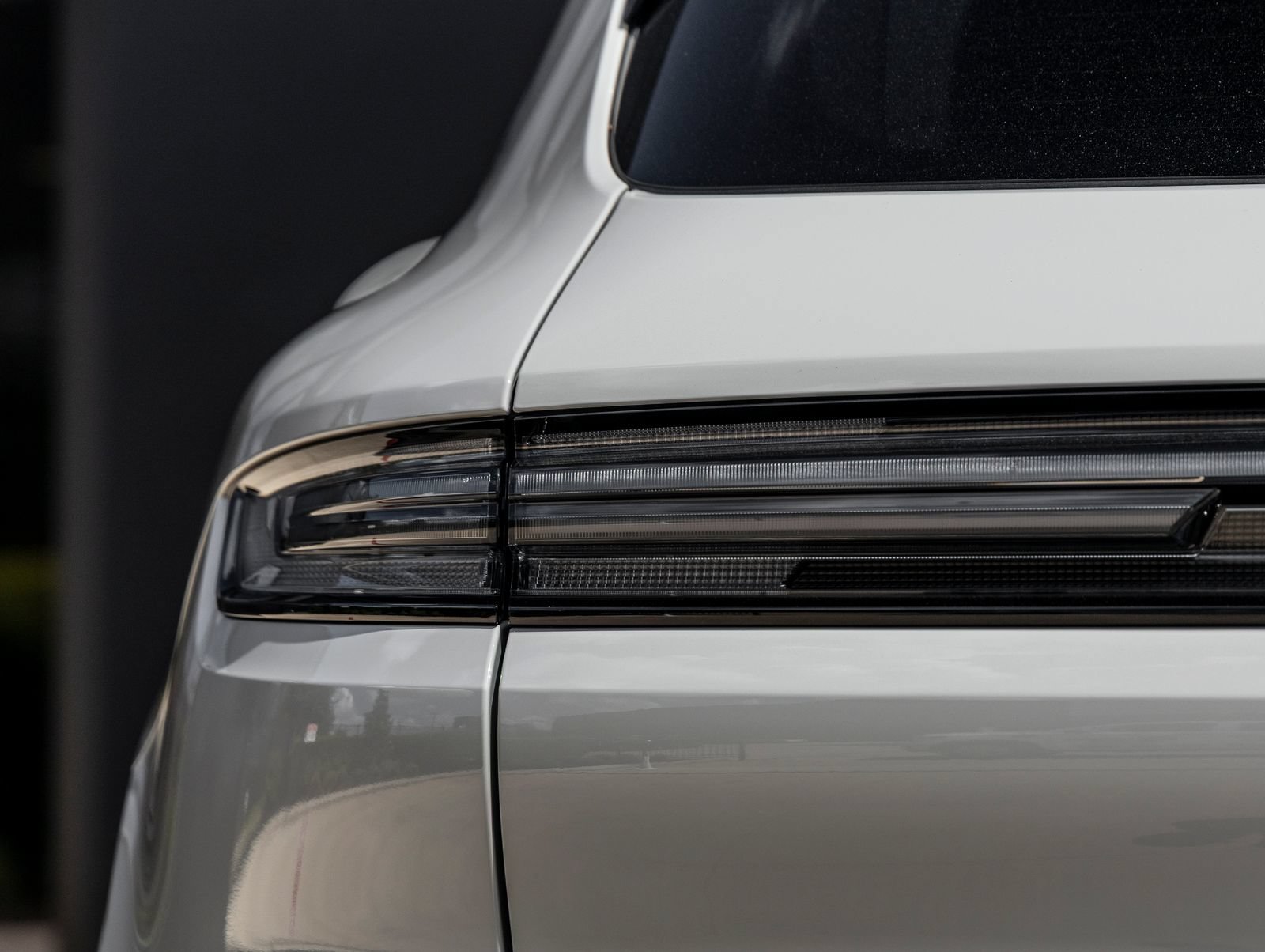Certified 2025 Porsche Cayenne GTS AWD/4WD image 14