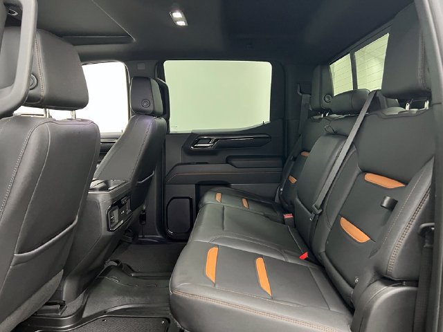 Used 2023 GMC Sierra 1500 AT4 w/ AT4 Preferred Package AWD/4WD image 26