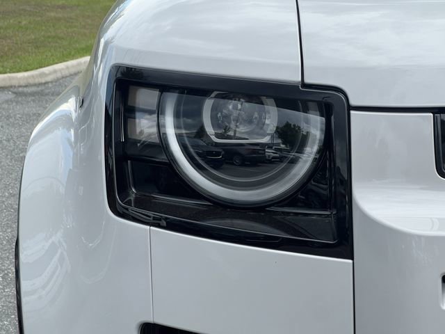New 2026 Land Rover Defender 130 S AWD/4WD image 9