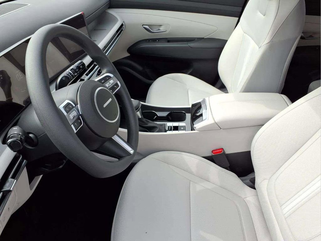 New 2026 Hyundai Tucson SEL image 11
