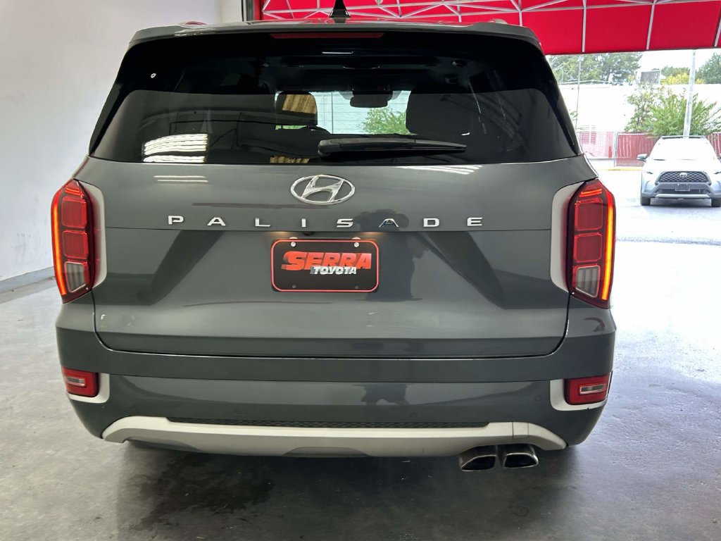 Used 2021 Hyundai Palisade Limited FWD image 4