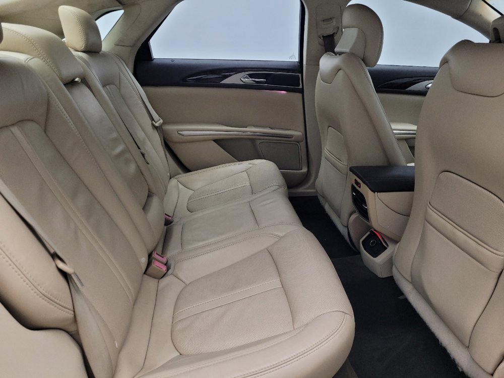 Used 2013 Lincoln MKZ FWD image 19