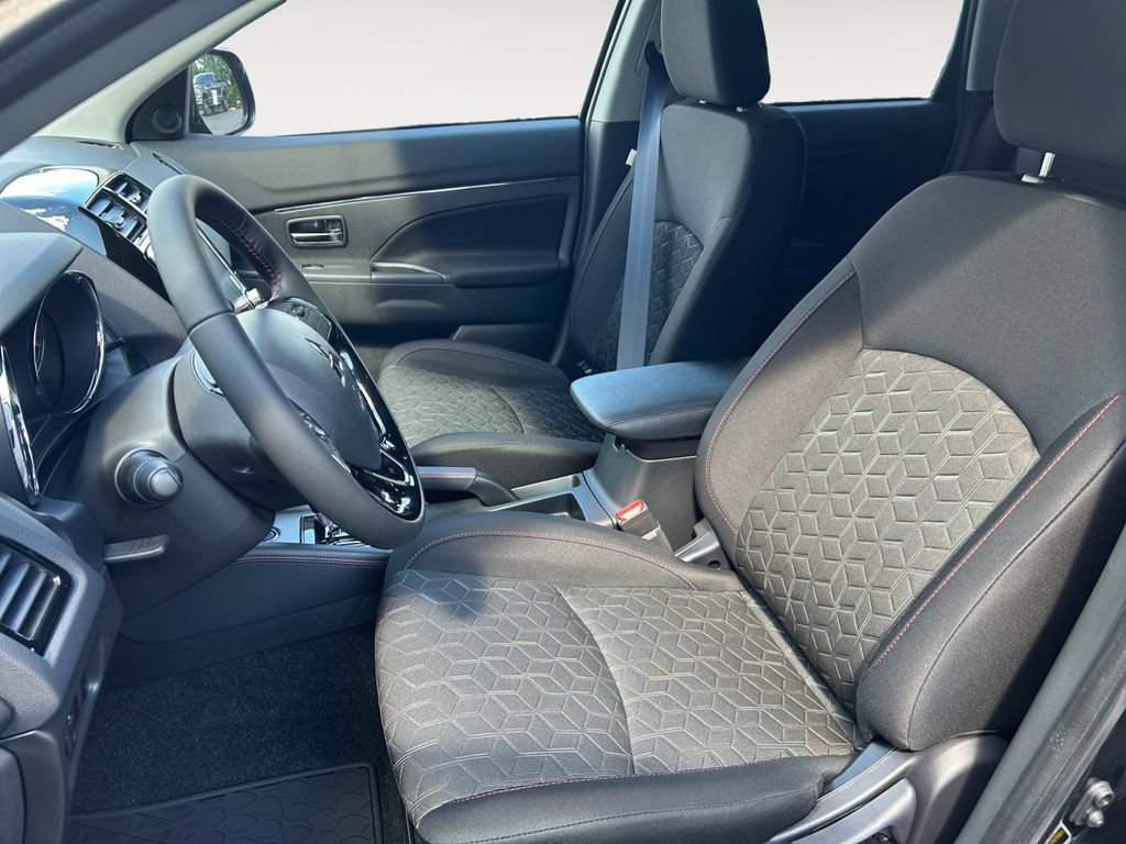 New 2027 Mitsubishi Outlander Sport AWD image 9