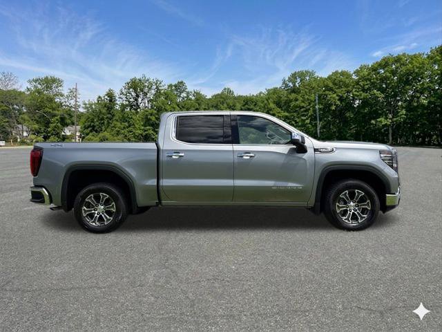 Used 2024 GMC Sierra 1500 SLT AWD/4WD image 10