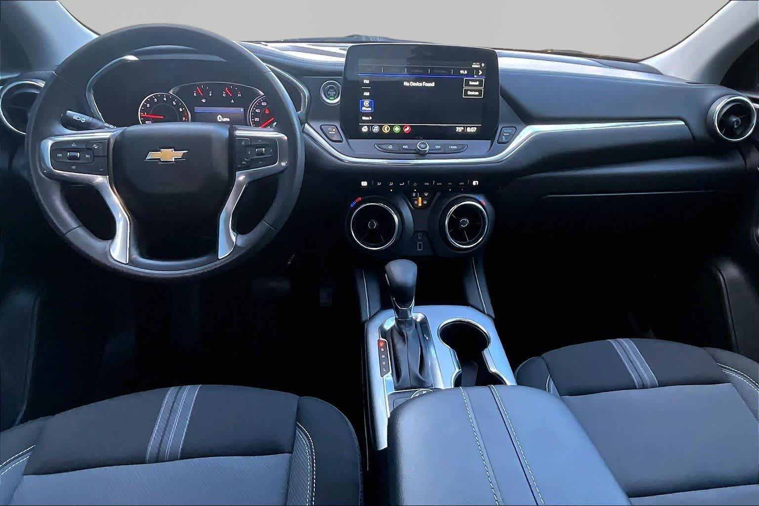 Used 2023 Chevrolet Blazer LT w/ Midnight/Sport Edition FWD image 16