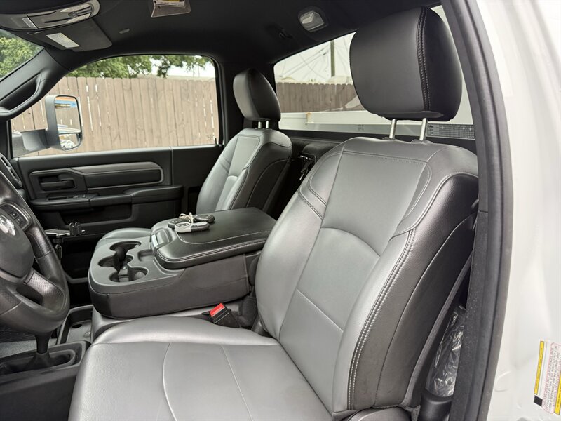 Used 2022 RAM 5500 Tradesman AWD/4WD image 16
