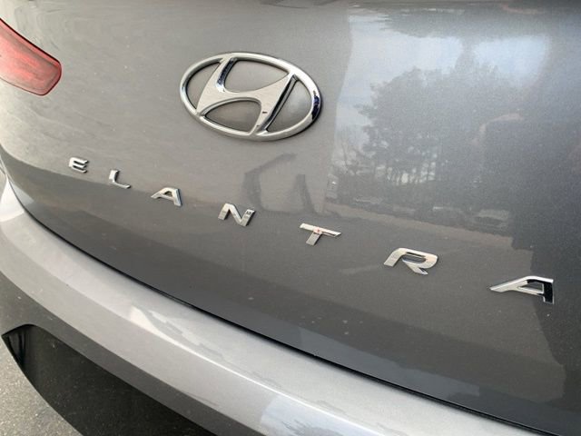 Used 2019 Hyundai Elantra SEL FWD image 14