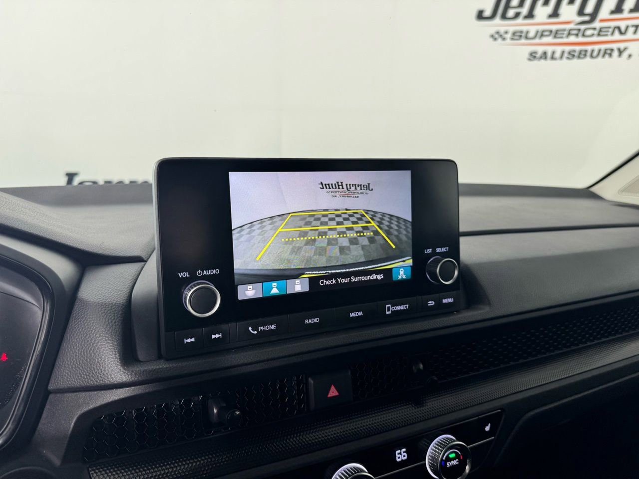 Used 2025 Honda CR-V EX image 16