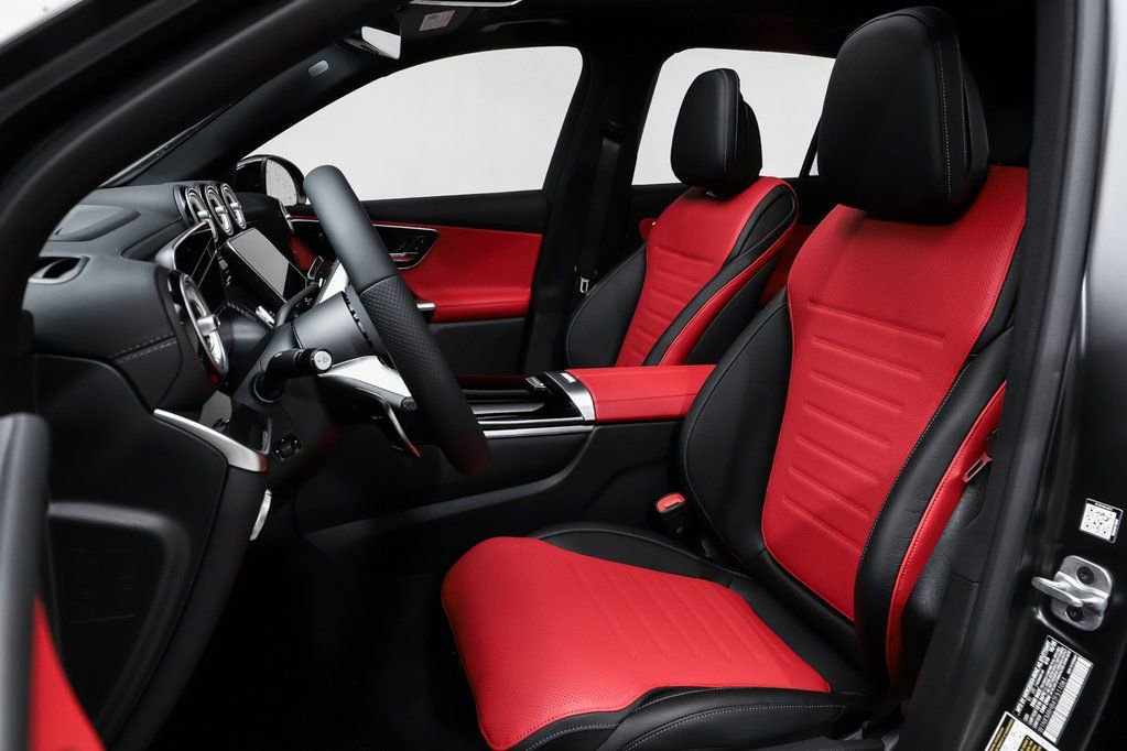 New 2026 Mercedes-Benz GLC 43 AMG 4MATIC image 9