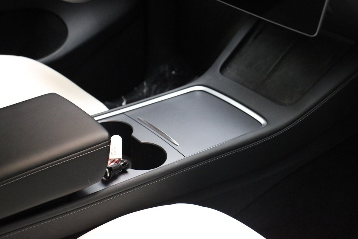 Used 2023 Tesla Model Y Long Range image 23