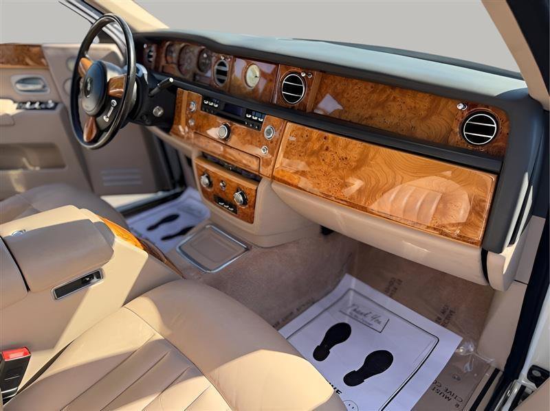 Used 2006 Rolls-Royce Phantom Sedan RWD image 50