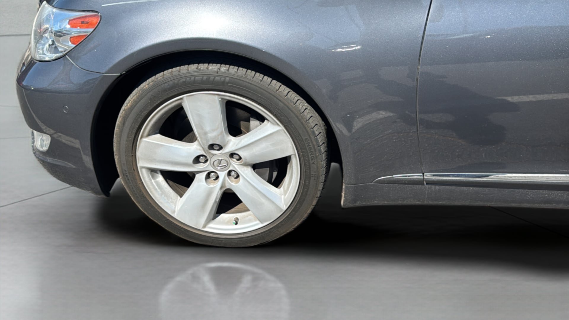 Used 2012 Lexus LS 460 w/ Comfort Pkg RWD image 36